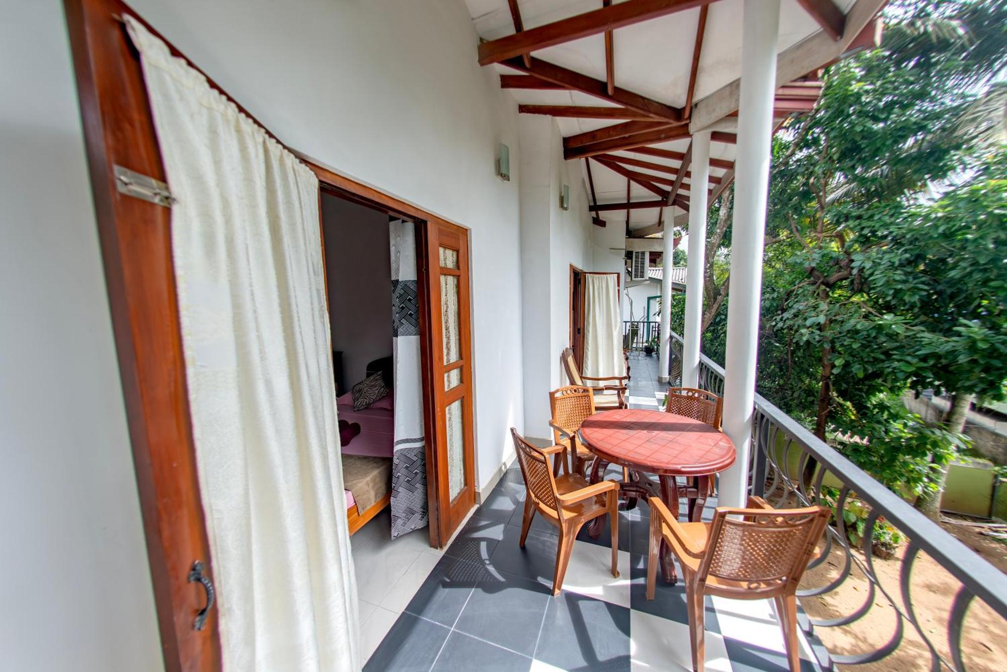 Ciel Grand Villa Kandy Exterior foto